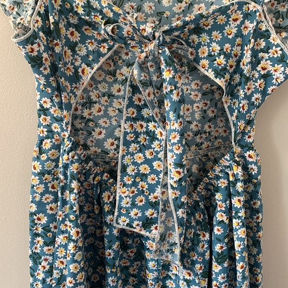 Shein floral dress - Picture 8 of 9